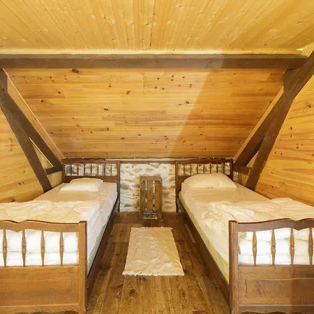 Chalé La Grange, 6-8 Personnes, Aas, Vue Incroyable *